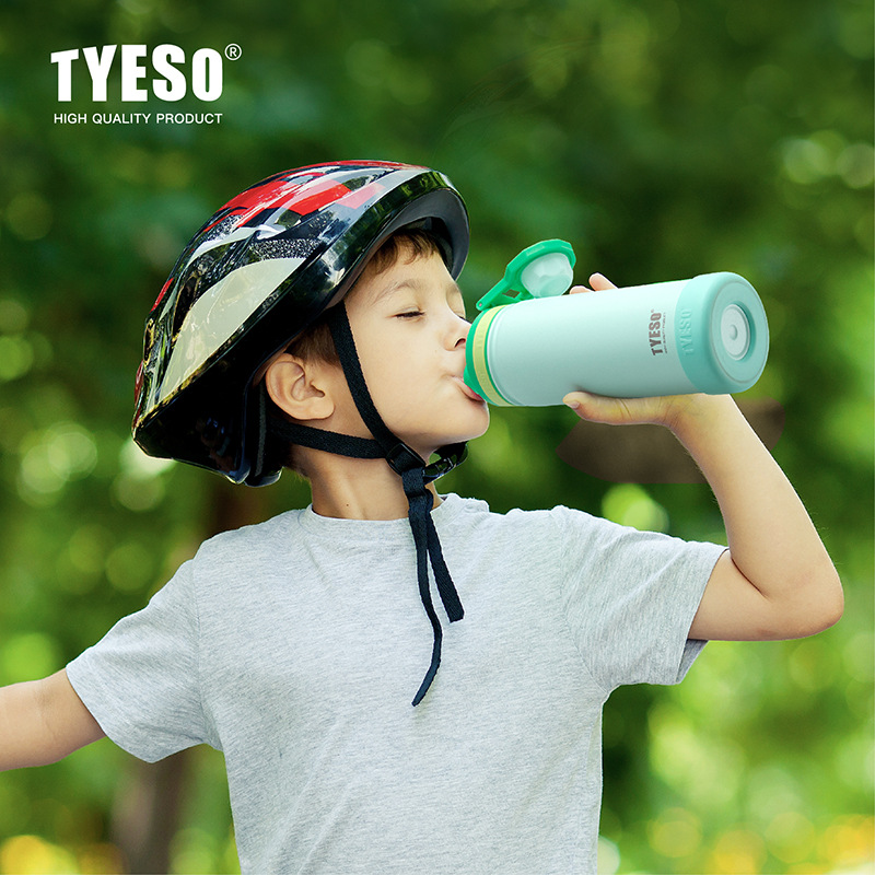 Termo Deportivo TYESO de Acero - Sports Equipment 5 Years Old reseña y precio